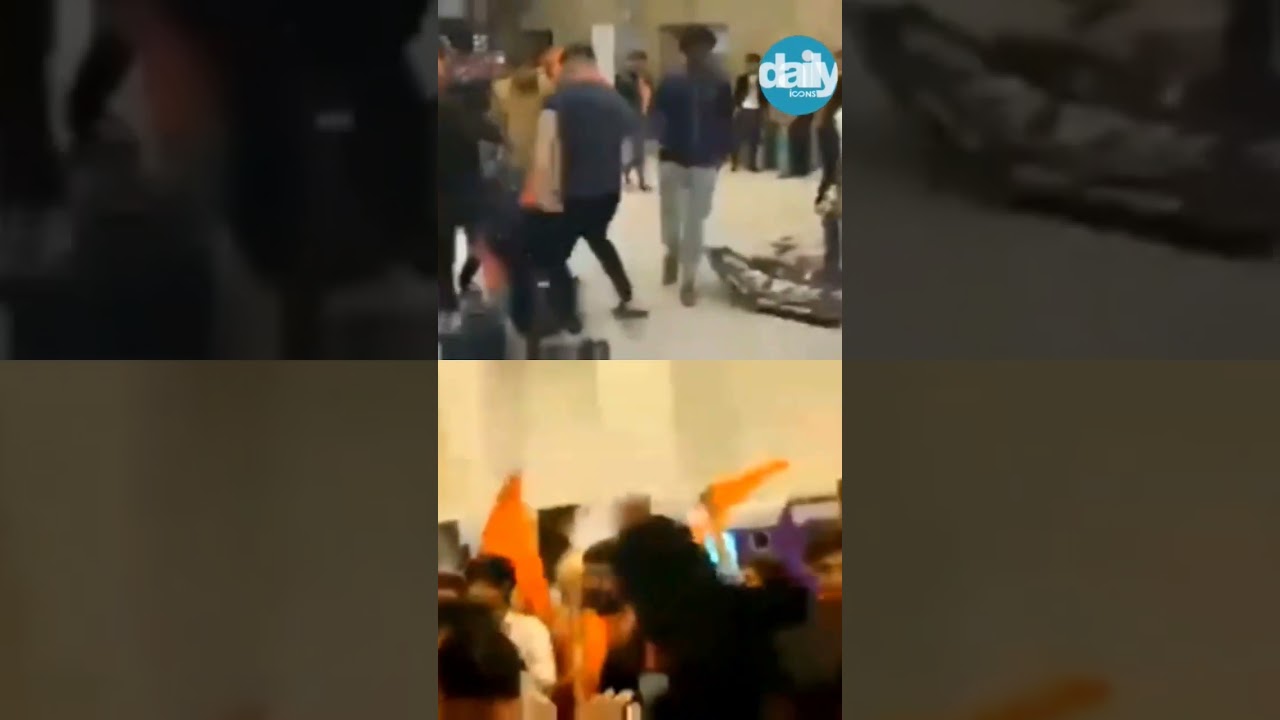  Gujarat Bajrang Dal 'protests' against ‘Pathaan’ movie in Ahmedabad mall.