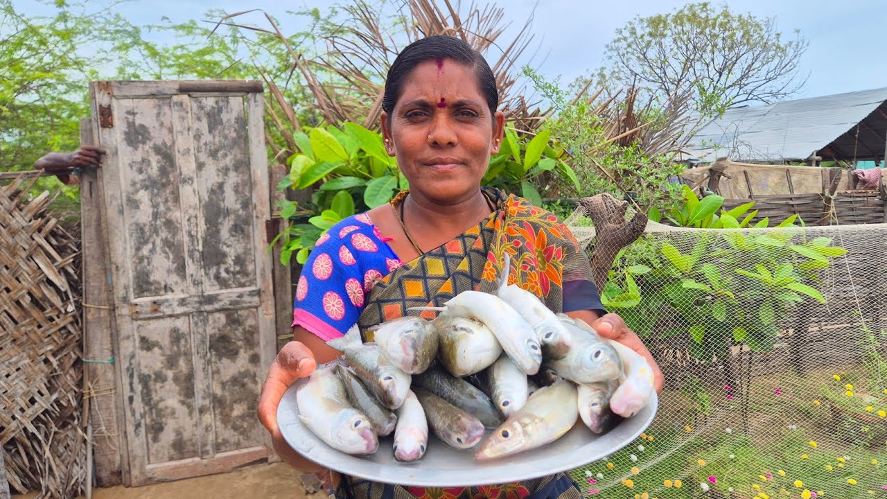 பல வகையான மீன்கள் போட்டு செய்த சுவையான மீன் குழம்பு நீங்களும் இதே மாதிரி சமைச்சு பாருங்க