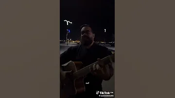 وانا بشحت بالقطار 