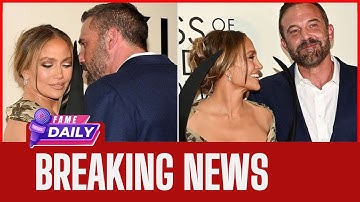 J Lo and Ben Affleck Look Extremely Cozy During Surprise Red Carpet Appearance