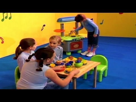 Polly Put the Kettle On