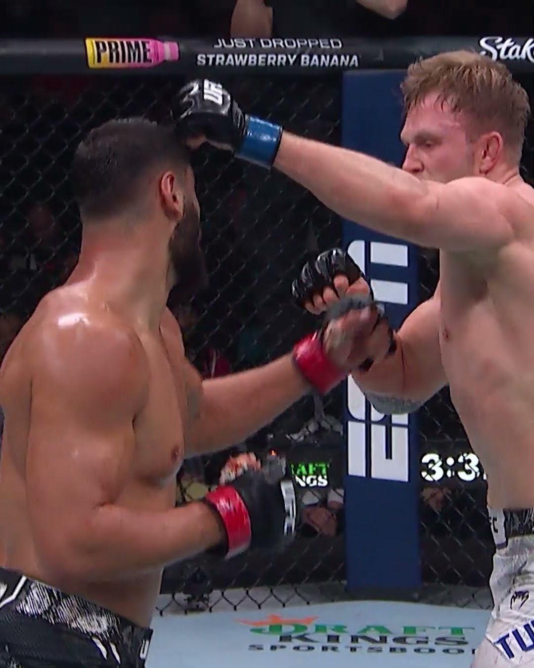 Ibo Aslan has got heavy hands ? #ufcseattle