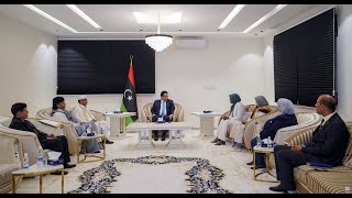 الرئيس يلتقي عدداً من الأكاديميين والأعيان والمشائخ في ليبيا