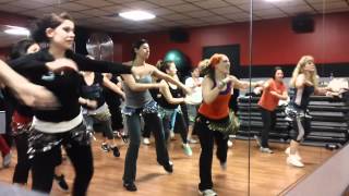 No pares sigue..Zumba calentamiento