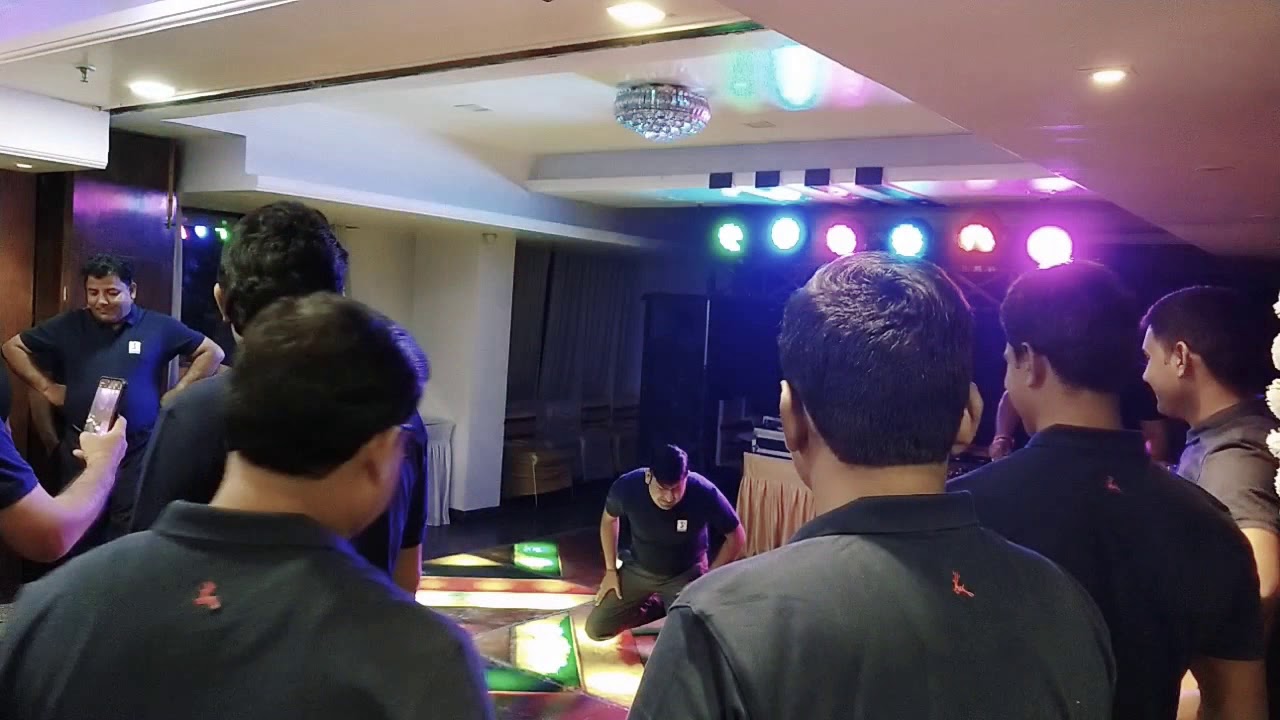 Ke pag ghunghroo bandh meera nachi