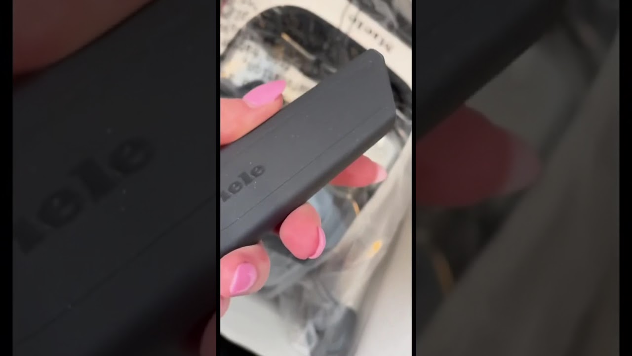 Unboxing the Miele CX1. Powerful bagless   vacuum first look