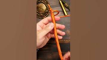 The 1-Minute Survival Bracelet #shorts #youtubeshorts #paracord