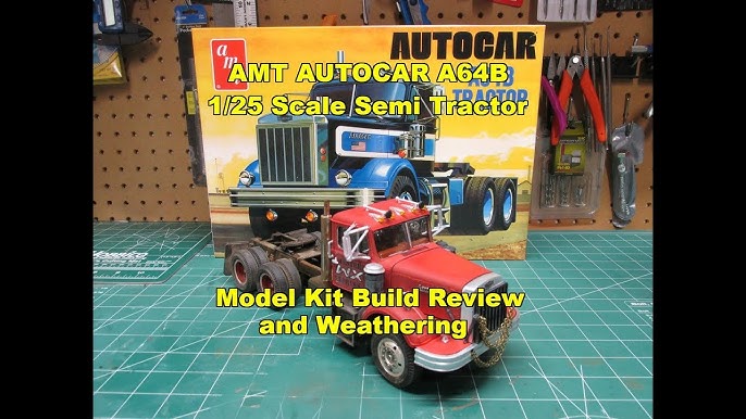 AMT Freightliner FLC Semi Tractor - Super Detailed 1/24 Scale Model Big Rig  Truck Model Kit
