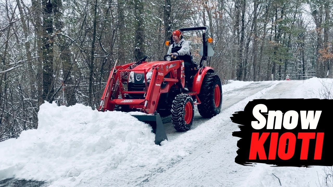 Snow Removal with KIOTI CK2610 Compact Tractor & Loader Bucket YouTube