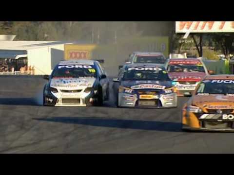 V8 Supercars : Jonathon Webb Hits Mark Winterbotto...