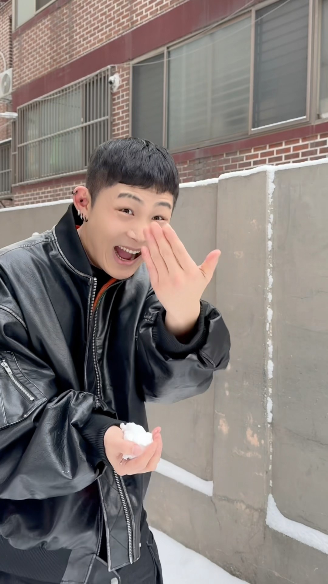 Snowball fight #beatbox #tiktok