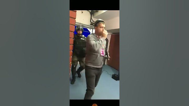 Verbalni sukob između navijača i košarkaša Zvezde.