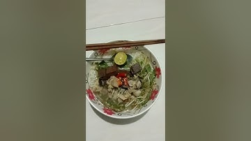 mời cả nhà ăn bún nước lèo#shorts #shorts