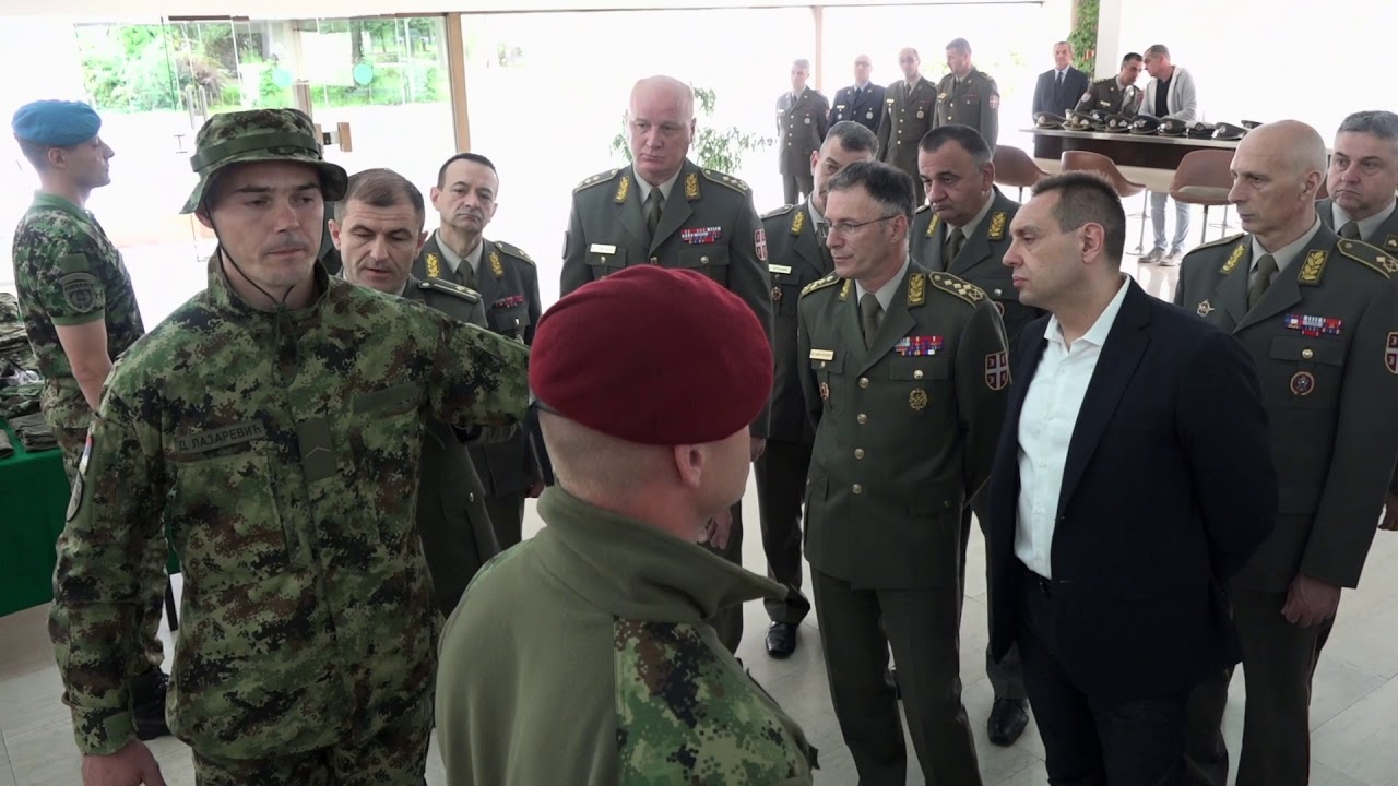 Predstavljene nove uniforme pripadnika Vojske Srbije