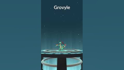 Pokemon go | Evolve | Shiny Treecko to Grovyle to Sceptile