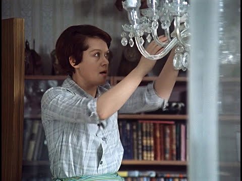 Watch Алиса Фрейндлих - Обрываются речи влюбленных (из к/ф "Служебный роман", 1978) on YouTube