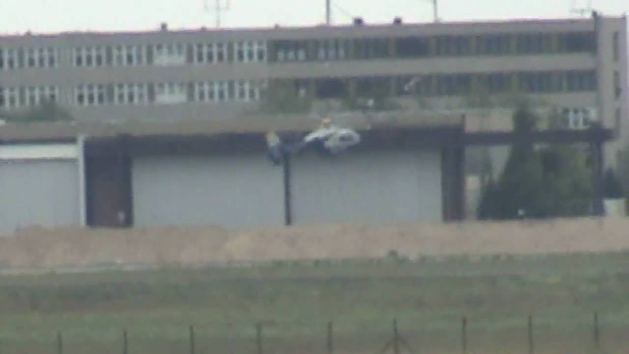 airbus a220 guarded Boeing 777 El Al Israel Airlines at Berlin Schoenefeld SXF