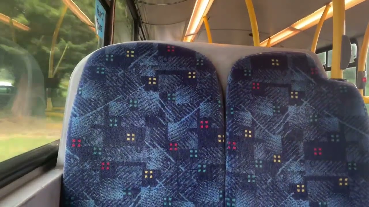 Full Thrash!  Hedingham Wright Eclipse Gemini Volvo B7TL 513 LB02 YXE Route 89