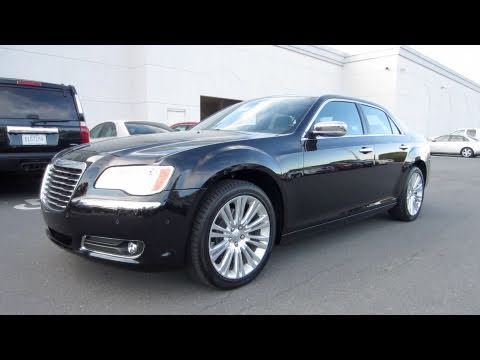 2011 Chrysler 300C Start Up, Exhaust, and In Depth Tour