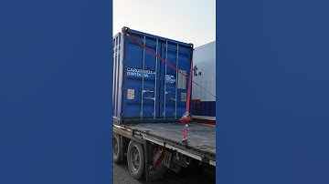 How are Containers secured on a Trailer?