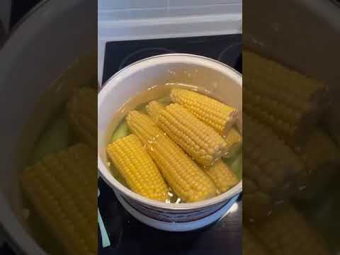 Молодая кукуруза