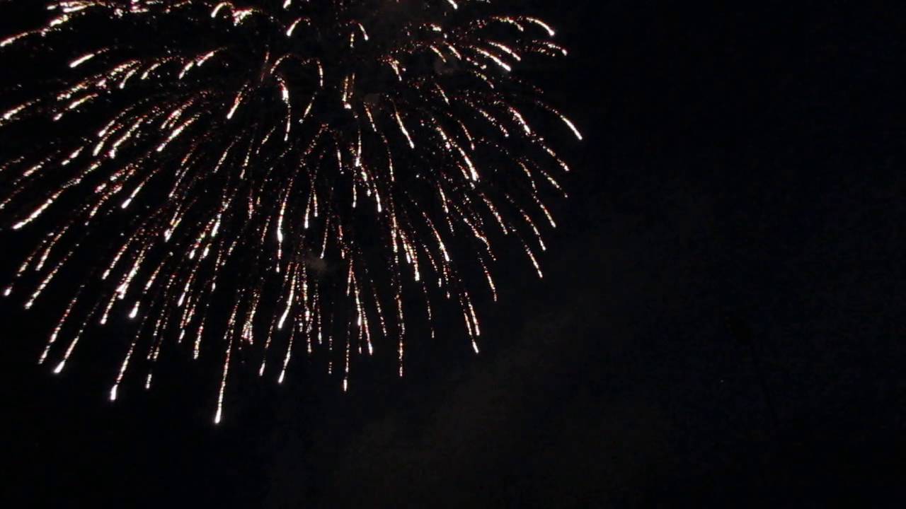 Hills Iowa 4th of July fireworks. YouTube