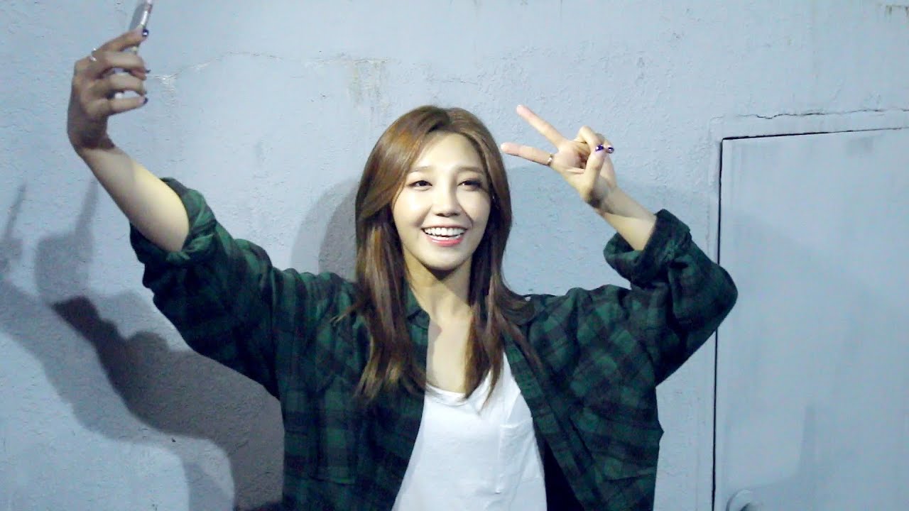 150515 에이핑크 정은지 '믕지 첩보작전' KBS국민대합창 퇴근 직캠 by앙칼