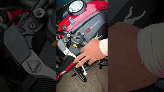 When to use half clutch in a motorcycle