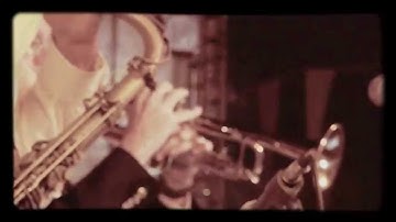 The Swingsations - Swing That Music
