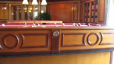 self-leveling pool table 2