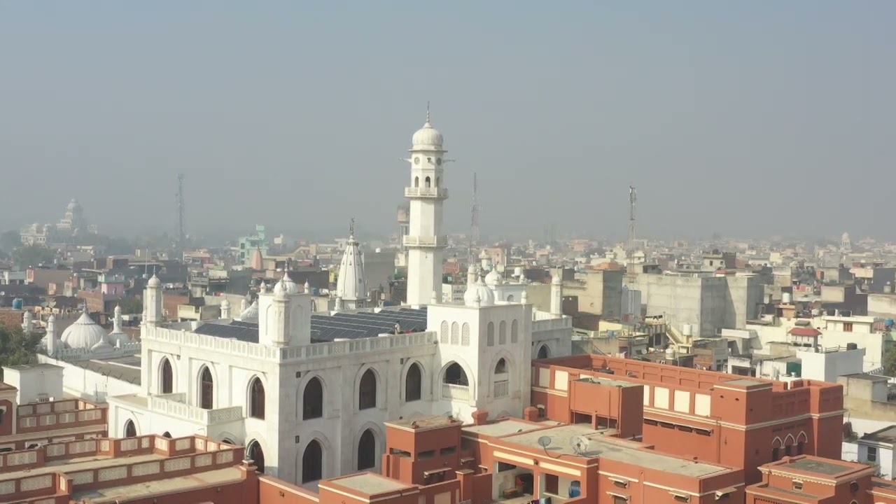 Apney Des Mey Apni Basti Mey | Nazm | Urdu