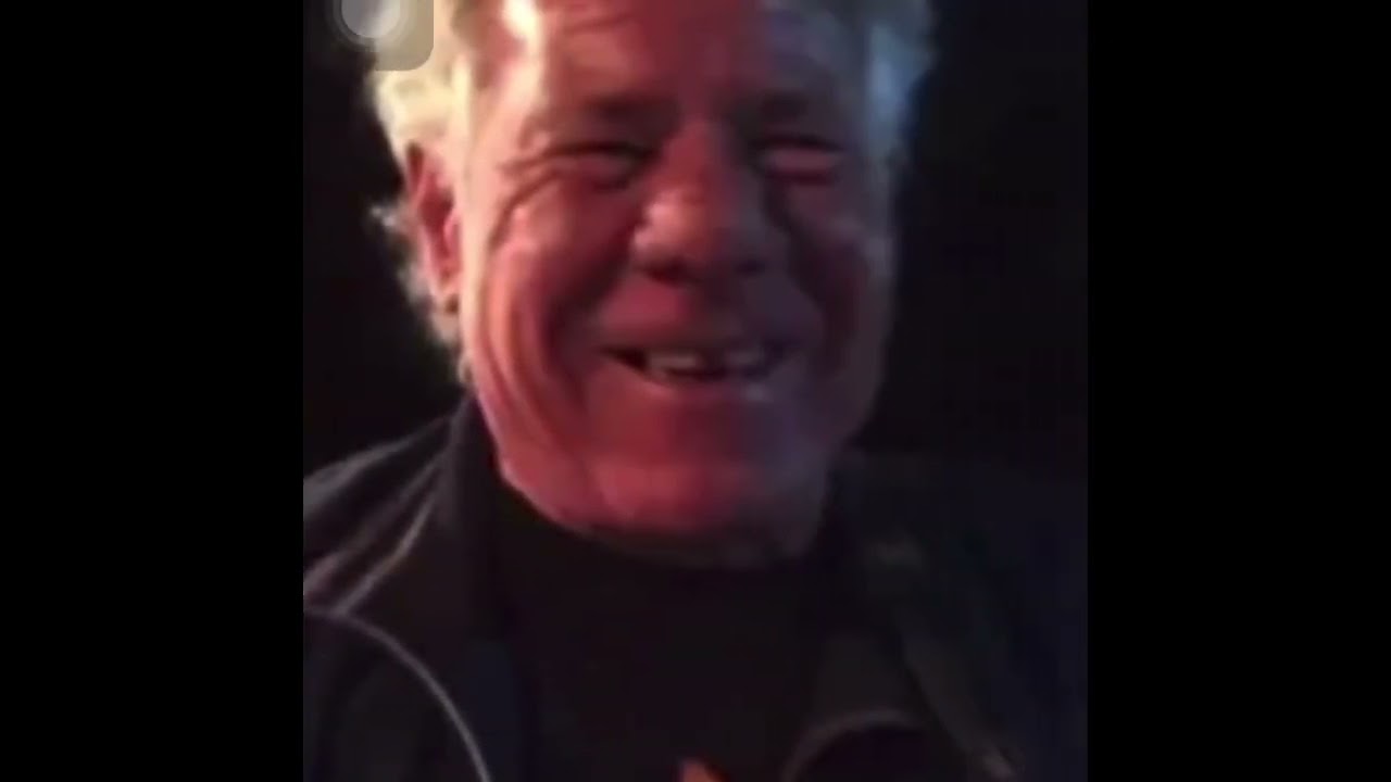 NonSoloFummo AI 1 (Italiano uomo)