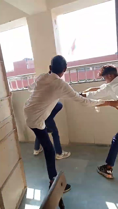 #school mai ladai## 😱😱