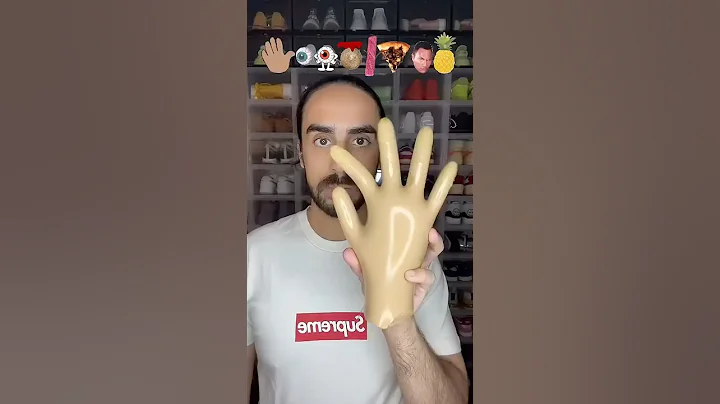 Ông nội tội nghiệp bẻ thanh SOCOLA siêu cute 🍫😱♥️👴 #shorts #cute🤯😱✋🏼🍦🍢🤚🏽