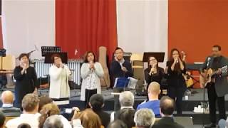 Download Lagu Een fragment van het Live optreden van Talitha Doodoh,Jopie Hattu en Hun Family MP3 Download Lagu Een fragment van het Live optreden van Talitha Doodoh,Jopie Hattu en Hun Family MP3