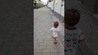 2017062101閒晃小兒(1y5m1d)