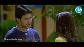 Raja, Tarun, Archana Nice Scene - Oka Oorilo Movie