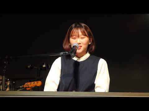 [4K] 백아 (白兒) (Baek.a) - 할머니 손은 약손 (201017 백아 첫 단독콘서트 '우리가 머문 밤')