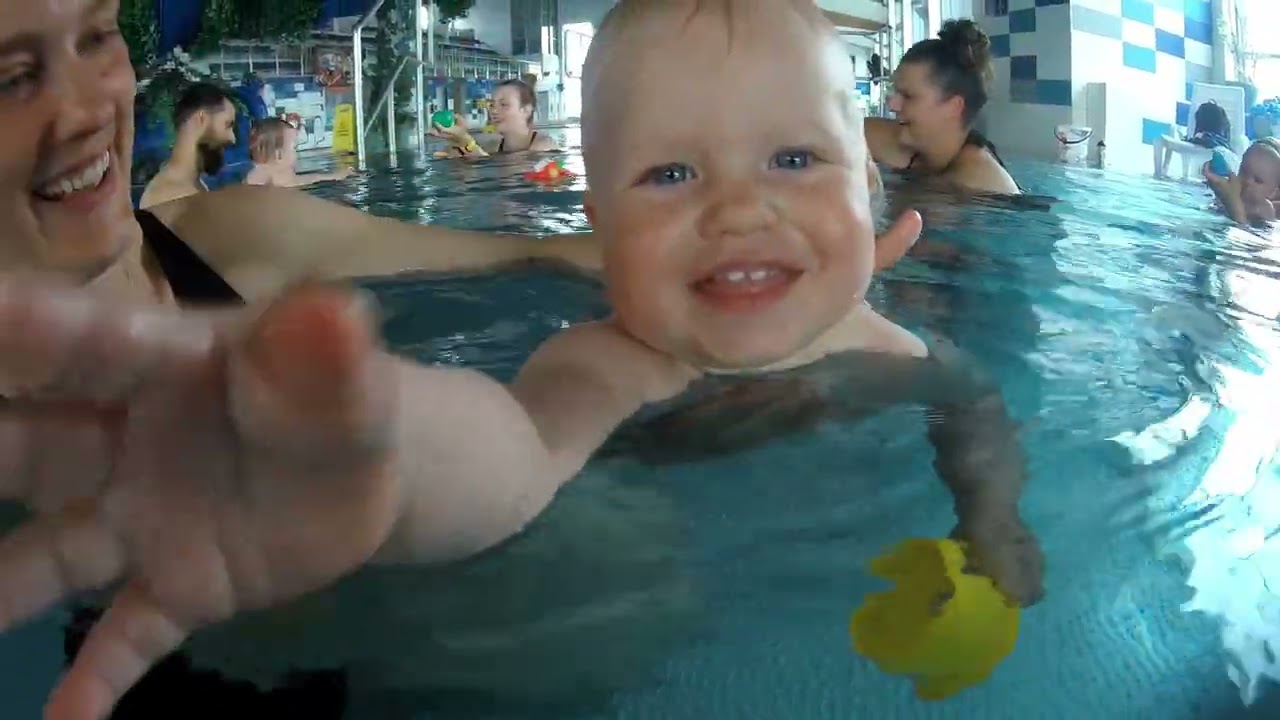 Zajęcia na basenie dla niemowląt (sezon 2017/2018)