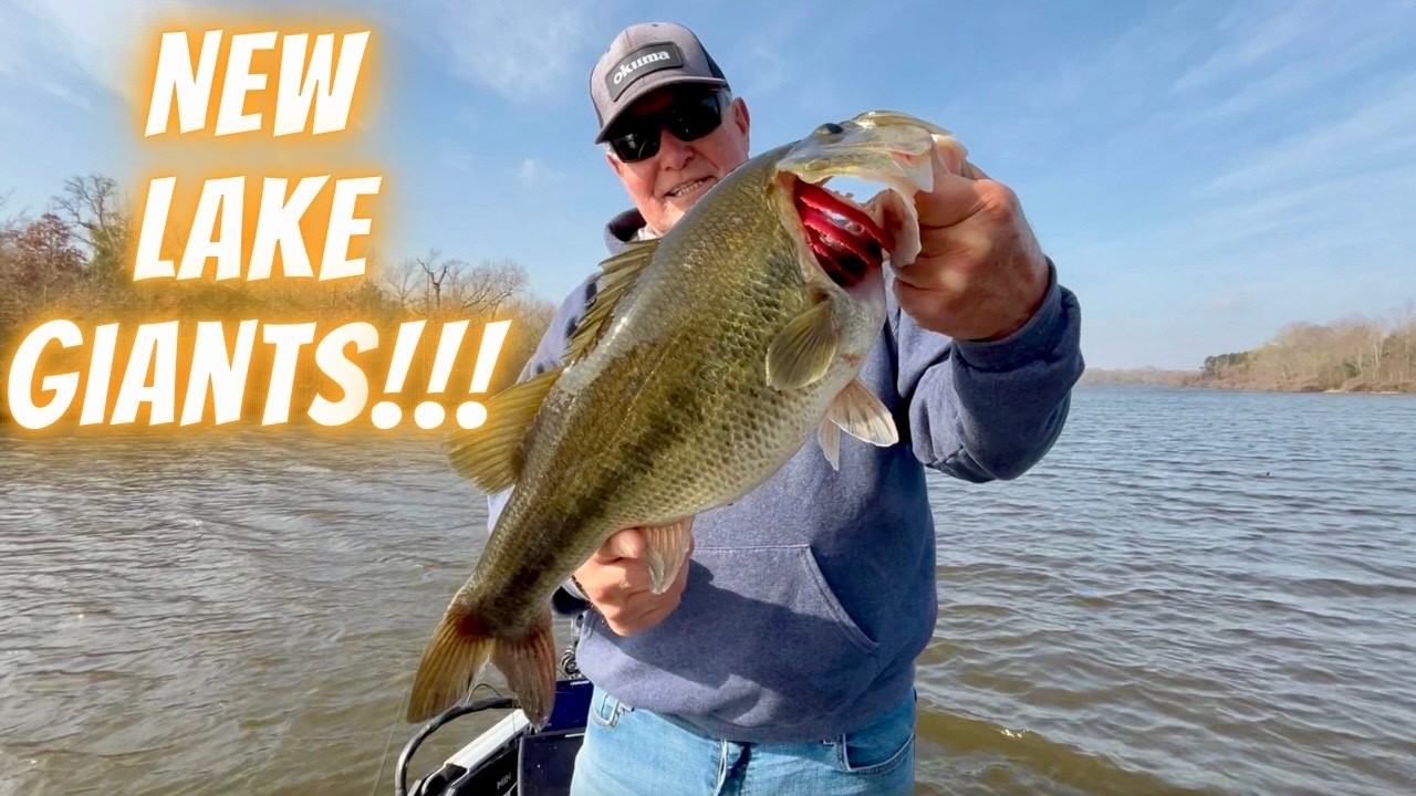 East Texas Prespawn Bass Fishing: Catching Giants on a New Lake!!!