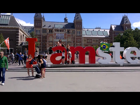 The I amsterdam sign