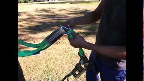 Slackline Kit Walker Setup - Slacklining Canada