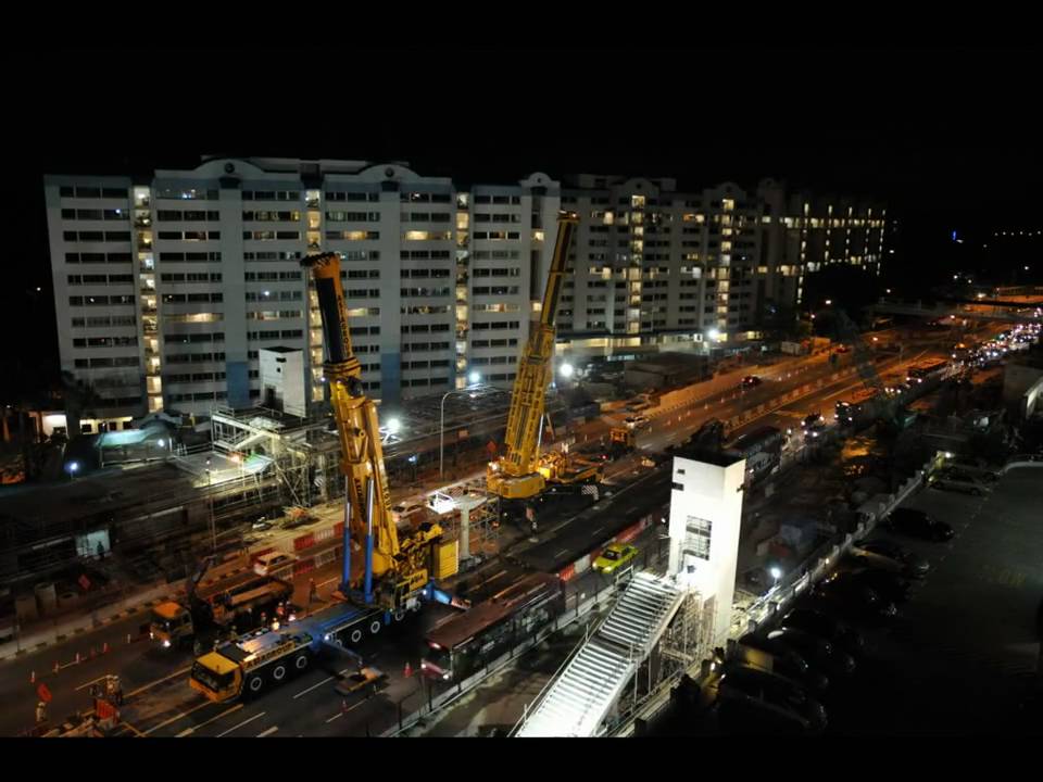 Installation of overhead bridge along Farrer Road