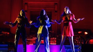 Haim - Walking Away – Live in Berkeley