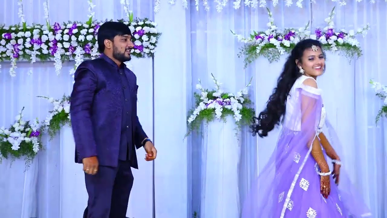 పెళ్లిలో మా dance💃||part-1||poolane kunukeyamanta song||buttabomma||couple dance||night|reception|dj