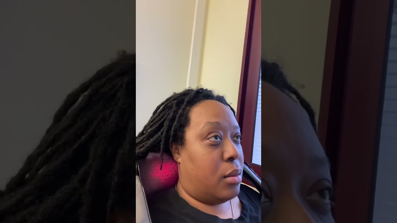 This portable neck massager works anywhere! Use it on your neck, back & legs.