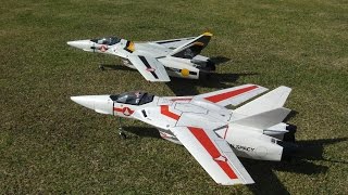 The dream of 'I want to fly the VF-1 Valkyrie' came true, Amazing maiden flight