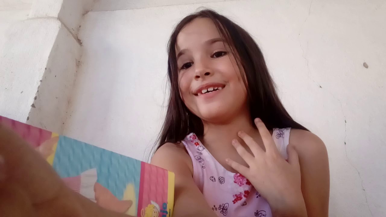 Abrindo Minha Boneca Com Minha Prima Youtube