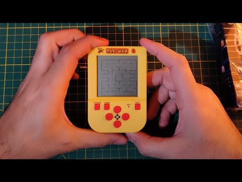 PacMan Arcade Game Keyring Unboxing and review - YouTube