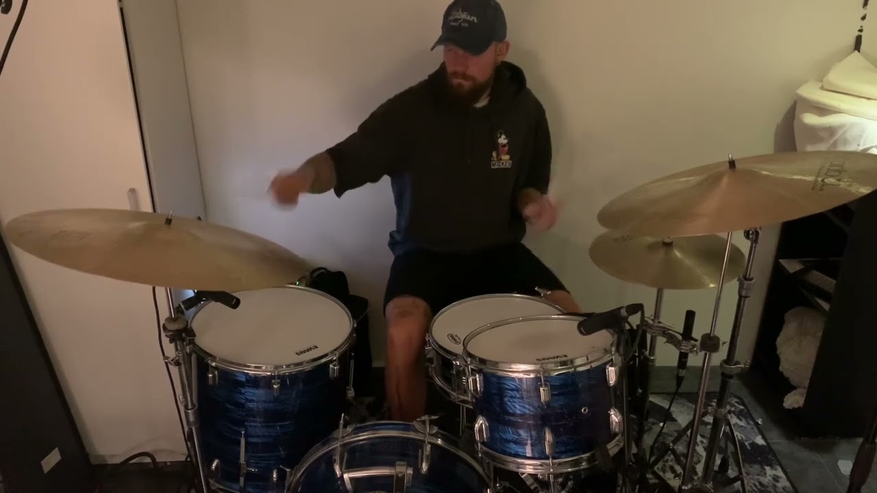 Tower of power - soul with a capital ‘S’  drum jam/cover